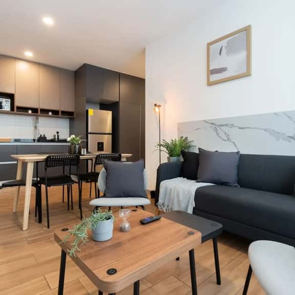Two bedroom condo | fast wifi & parking | near Centro GDL - Image 1