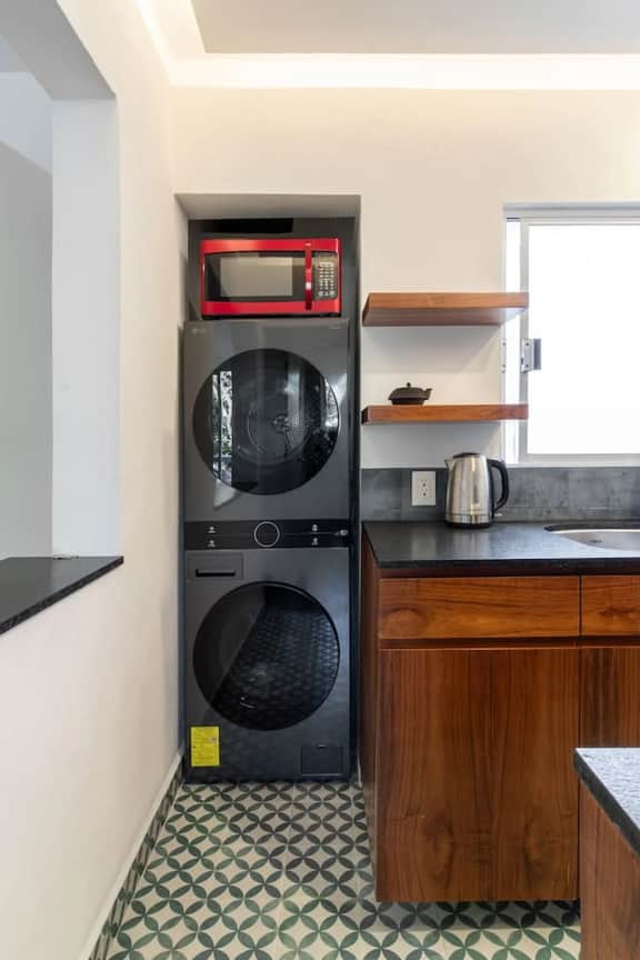 2BR Apartment | Minimalist | in Condesa - Image 4